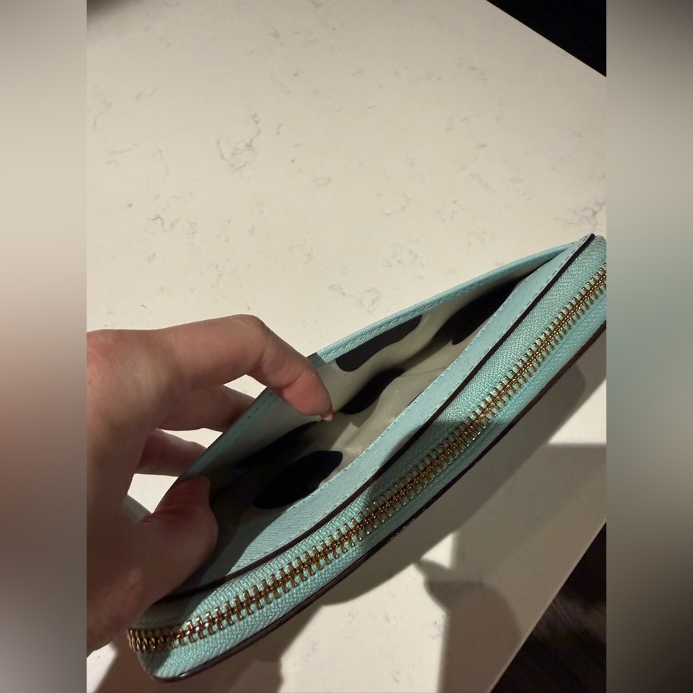 Sold! Kate Spade Eggshell Blue Zip Wallet - Picture 10 of 10
